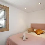 Oleandra Hotel *