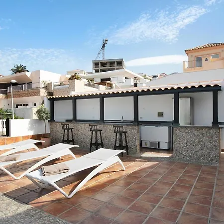 Готель Oleandra *