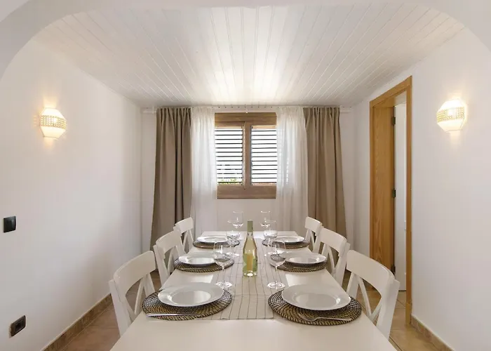 Oleandra Готель Адехе