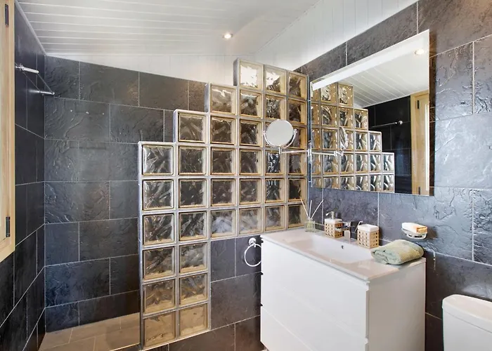 Готель Oleandra Адехе